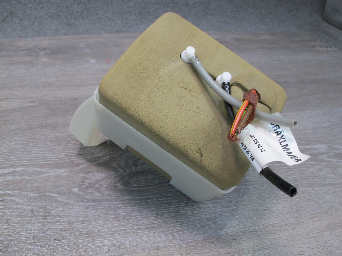 07-13 Mercedes W221 S-class Rear Trunk Seat Lumbar Adjustment Vacuum Pump OEM