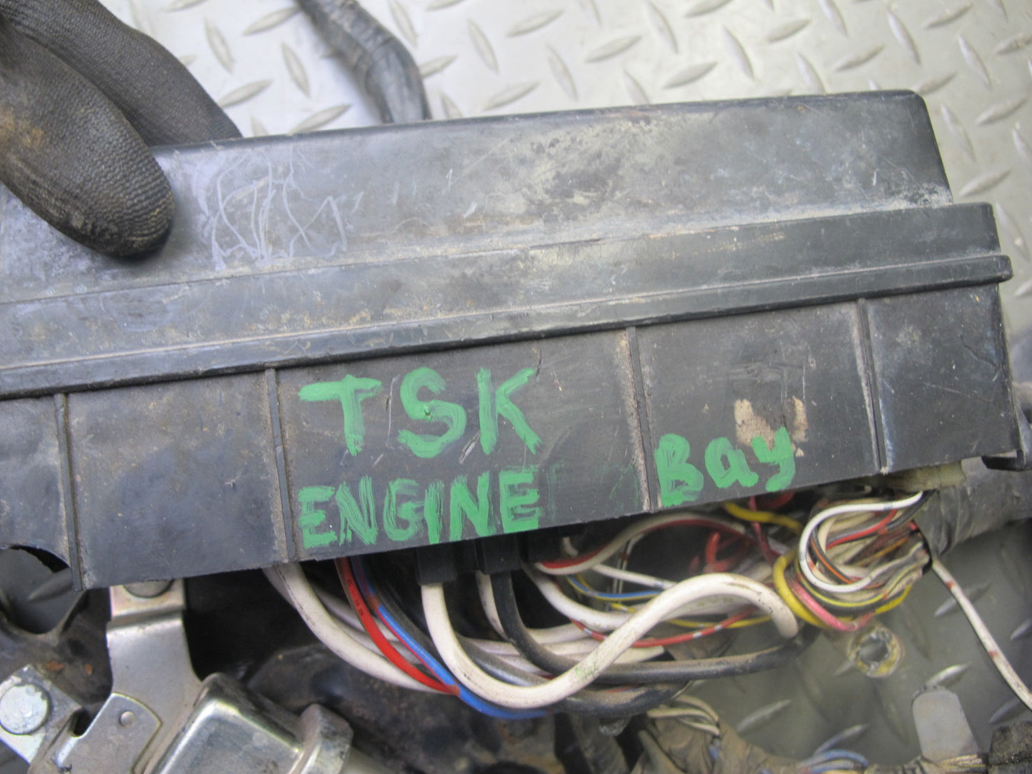 87-88 Toyota Supra MK3 7MGE Engine Bay Wire Wiring Harness w Fuse Relay Box OEM