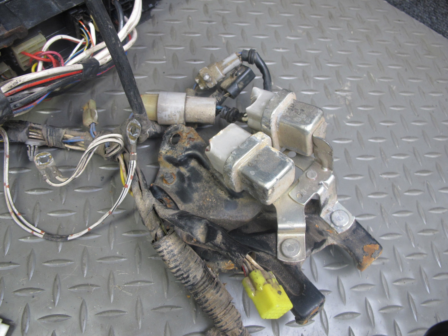 87-88 Toyota Supra MK3 7MGE Engine Bay Wire Wiring Harness w Fuse Relay Box OEM