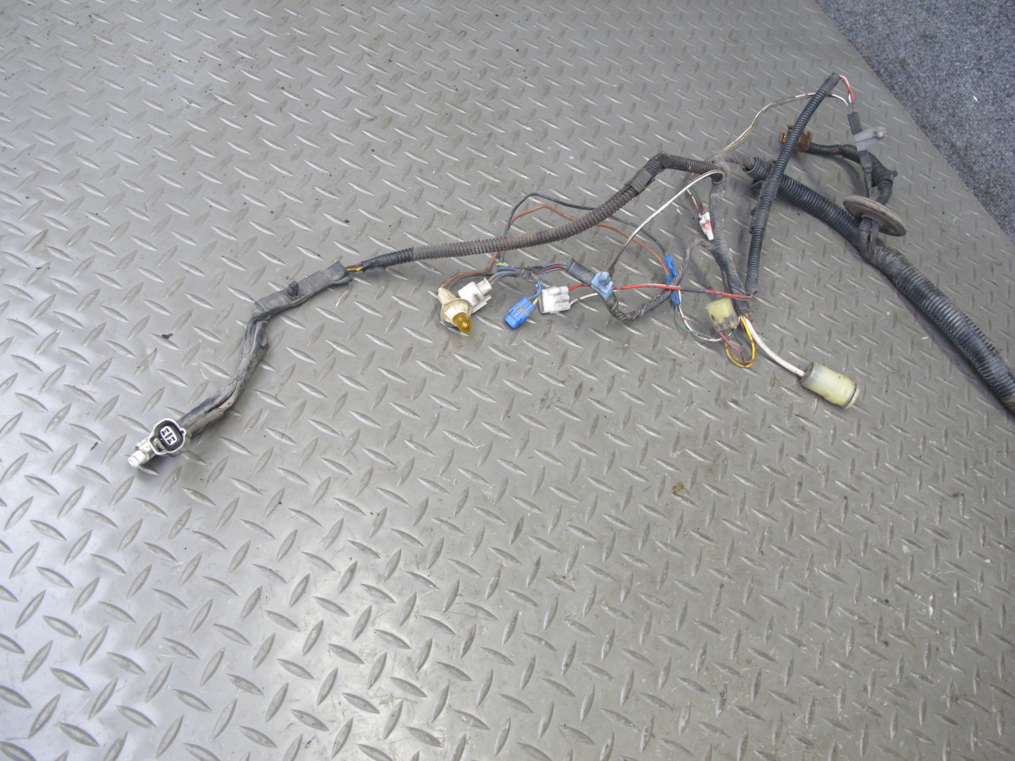 87-88 Toyota Supra MK3 7MGE Engine Bay Wire Wiring Harness w Fuse Relay Box OEM