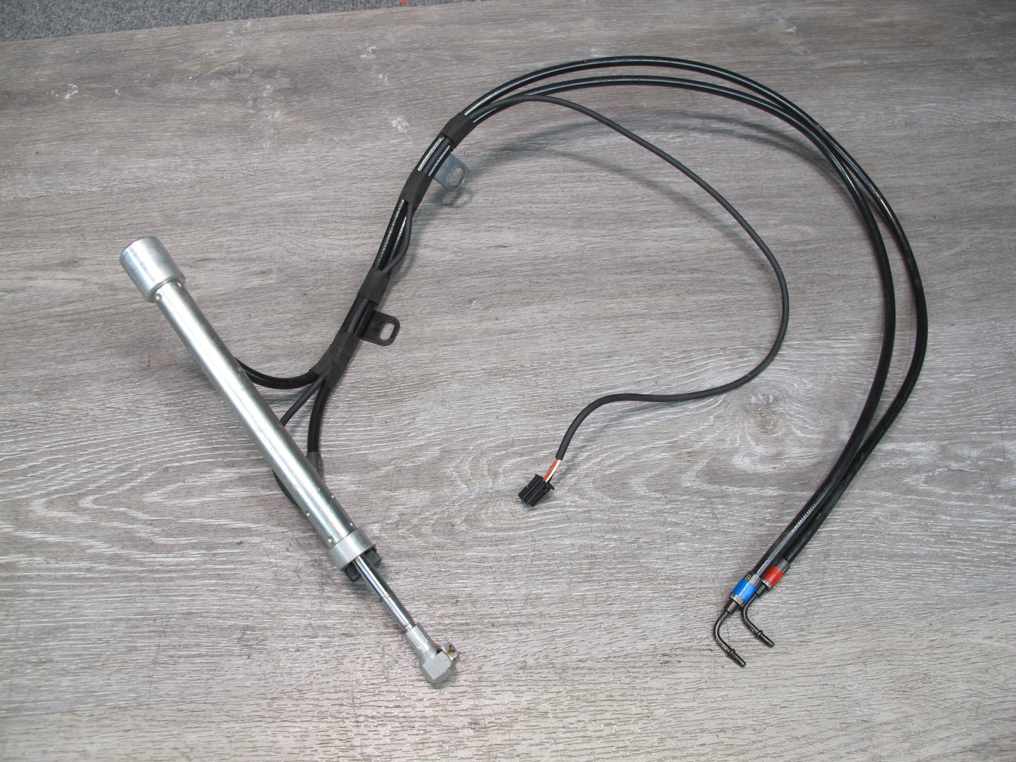 07-13 Mercedes W221 S-class Rear Trunk Lid Lift Hydraulic Cylinder OEM