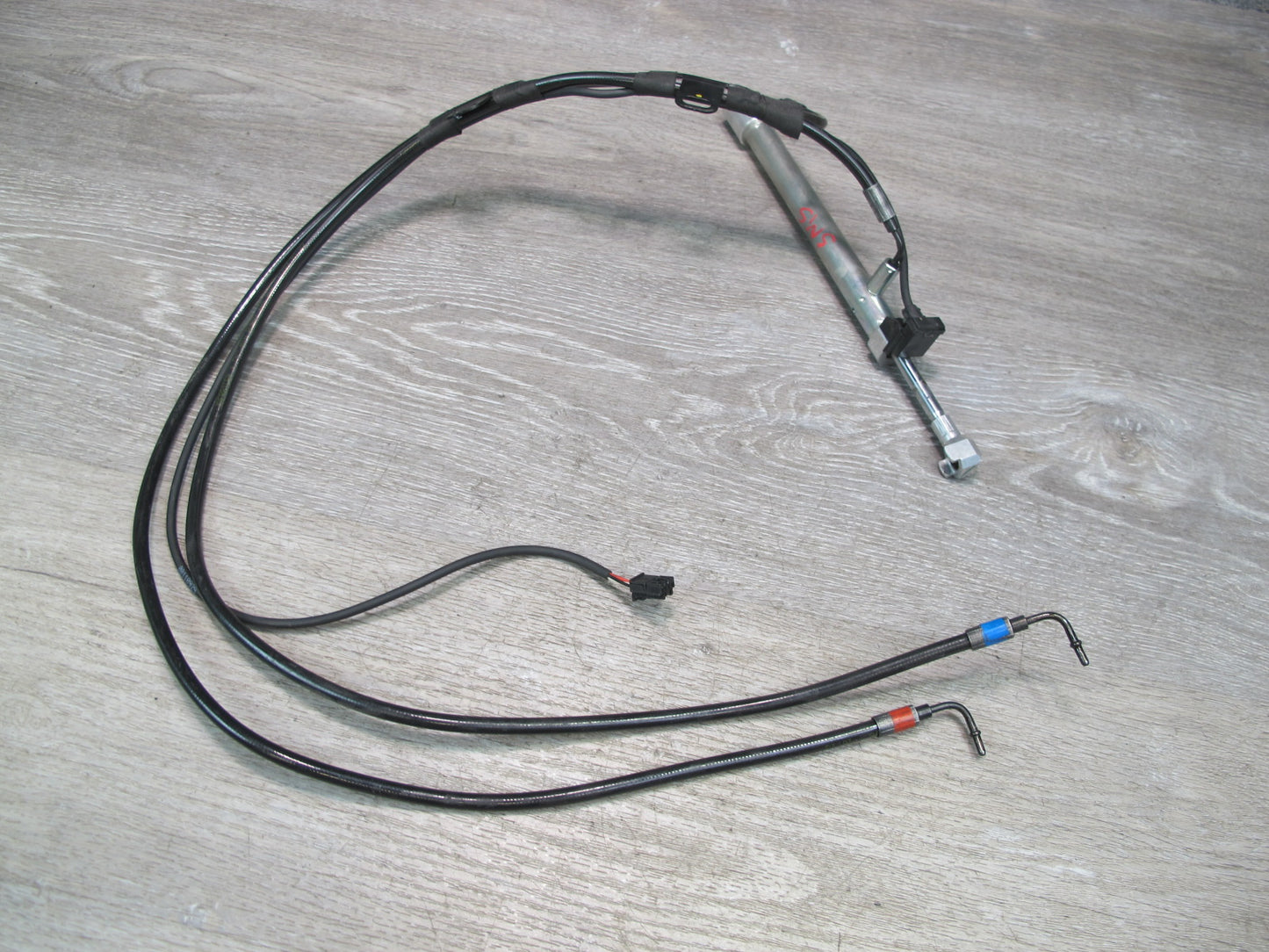 07-13 Mercedes W221 S-class Rear Trunk Lid Lift Hydraulic Cylinder OEM