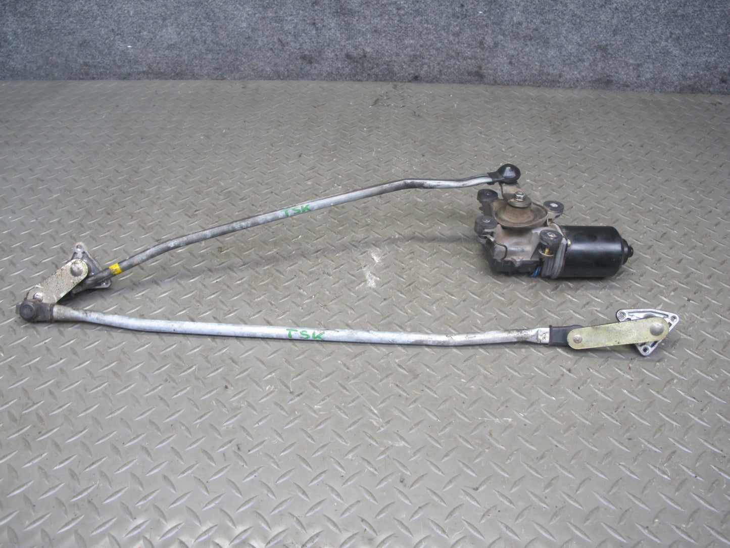 86-92 Toyota Supra MA71 Front Wiper Transmission Linkage w Motor OEM