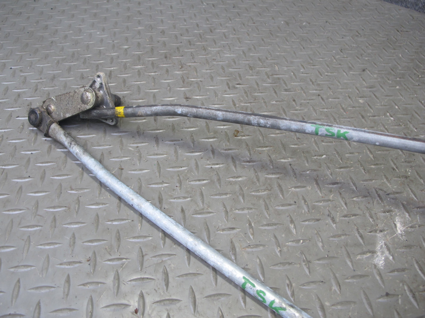 86-92 Toyota Supra MA71 Front Wiper Transmission Linkage w Motor OEM