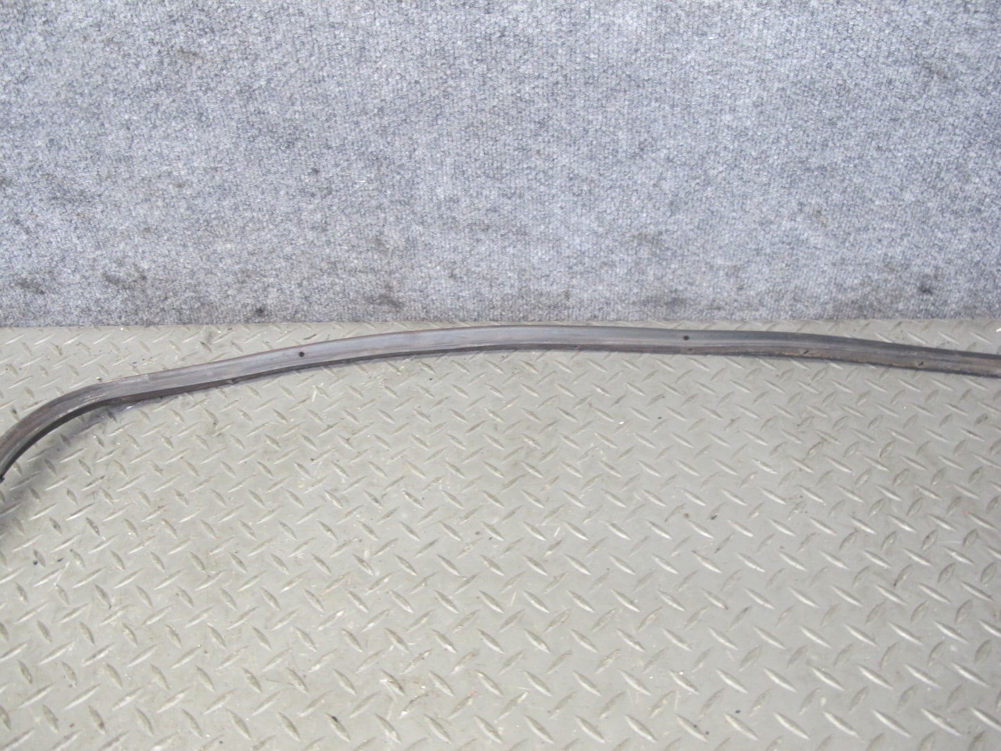 85-89 Toyota MR2 Front Right Passenger Door Weatherstrip Rubber Seal Set OEM