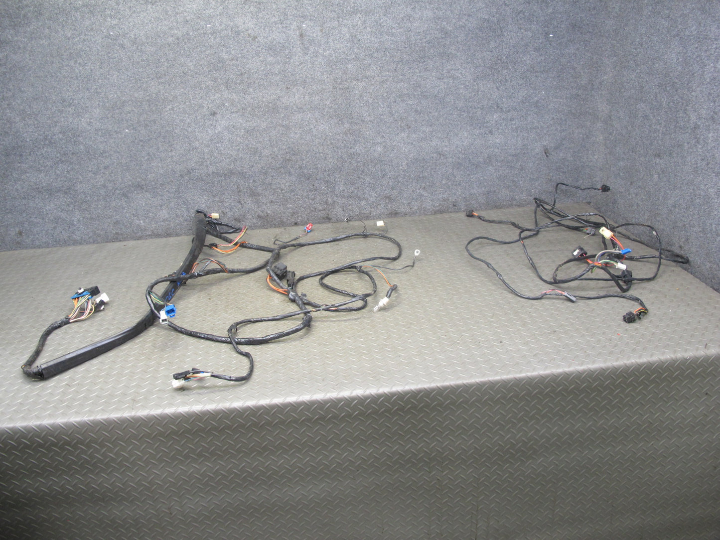 1993 Chevrolet Corvette C4 Coupe Rear Body & Tail Light Wire Wiring Harness OEM
