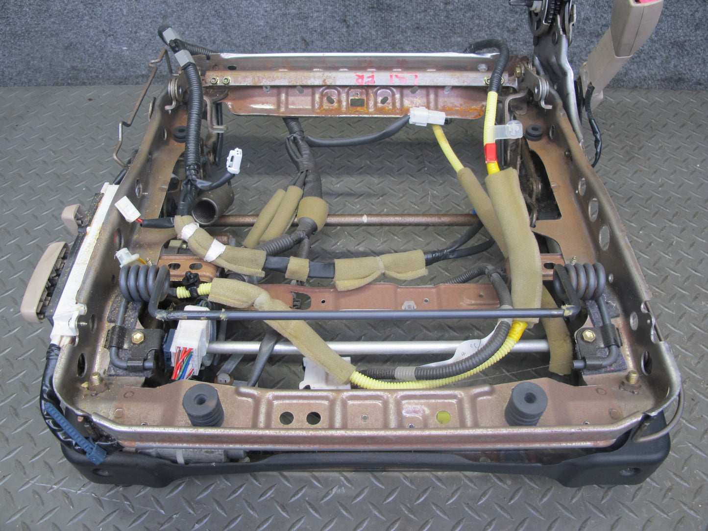 97-00 Lexus UCF20L LS400 Front Right Seat Lower Frame Track Rail w Motor OEM