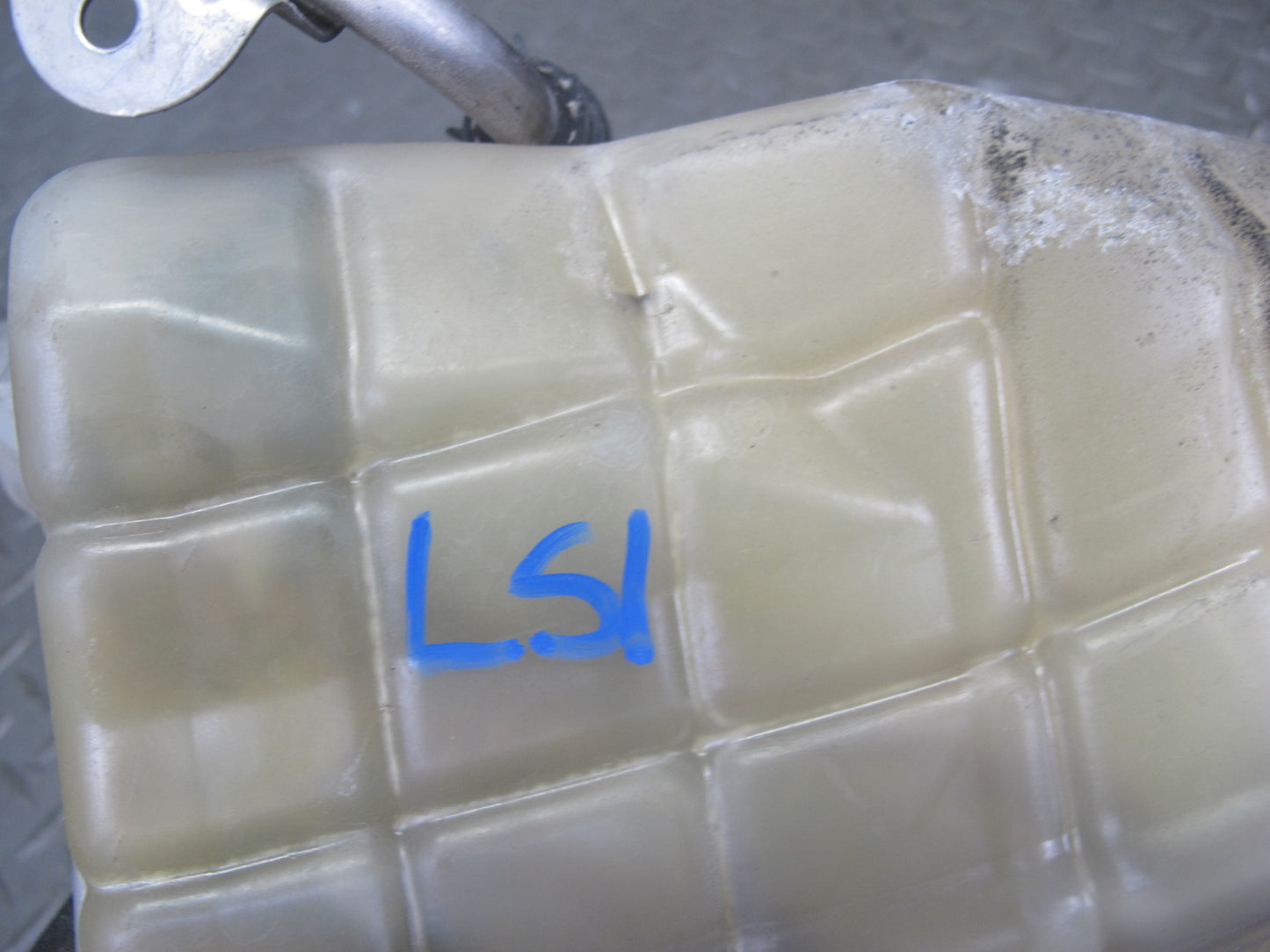 95-97 Lexus UCF20L LS400 Engine Coolant Expansion Overflow Reservoir w Hose OEM