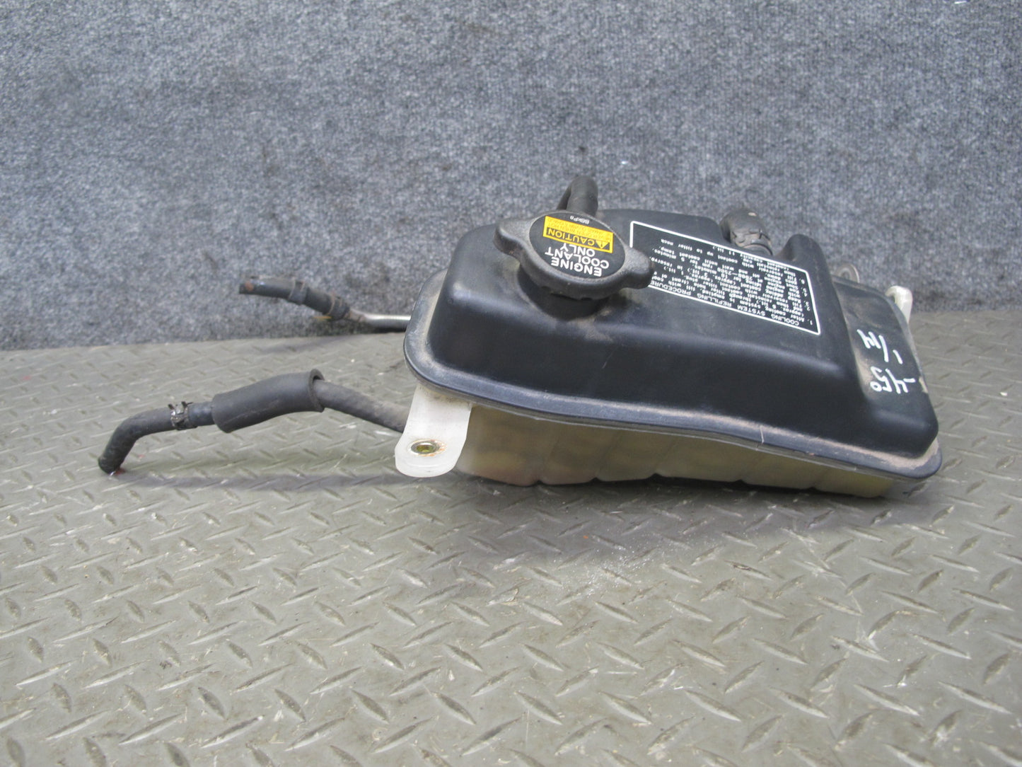 95-97 Lexus UCF20L LS400 Engine Coolant Expansion Overflow Reservoir w Hose OEM