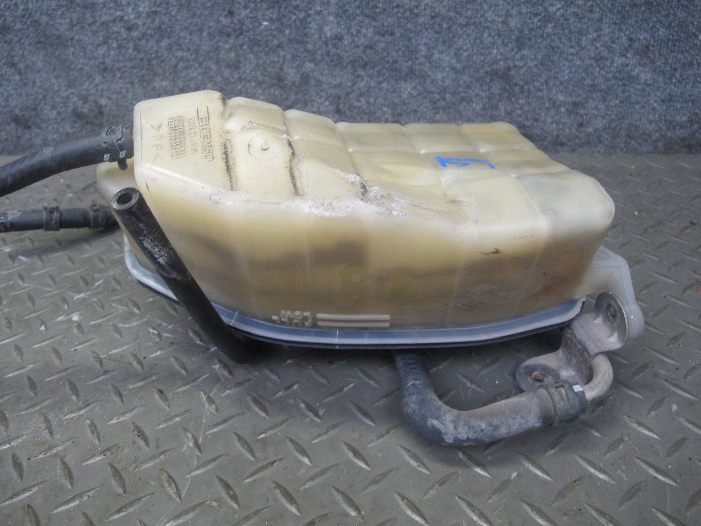 95-97 Lexus UCF20L LS400 Engine Coolant Expansion Overflow Reservoir w Hose OEM
