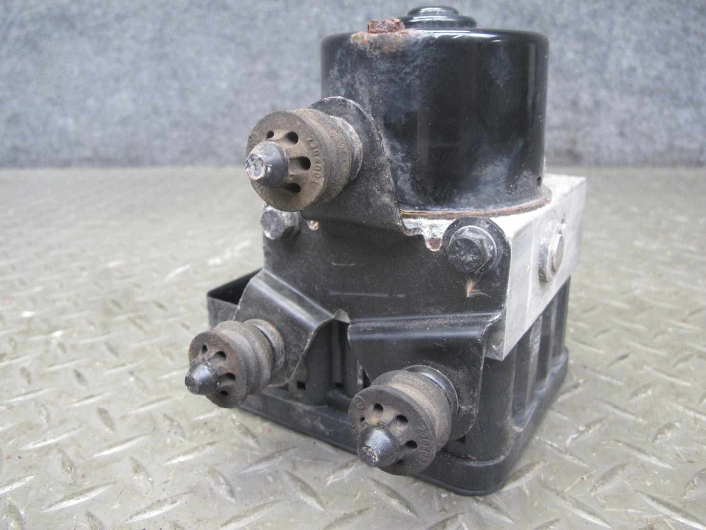 2008 VW Golf R32 VR6 3.2L AWD Anti Lock Brake ABS Pump Module 1K0614517AB OEM
