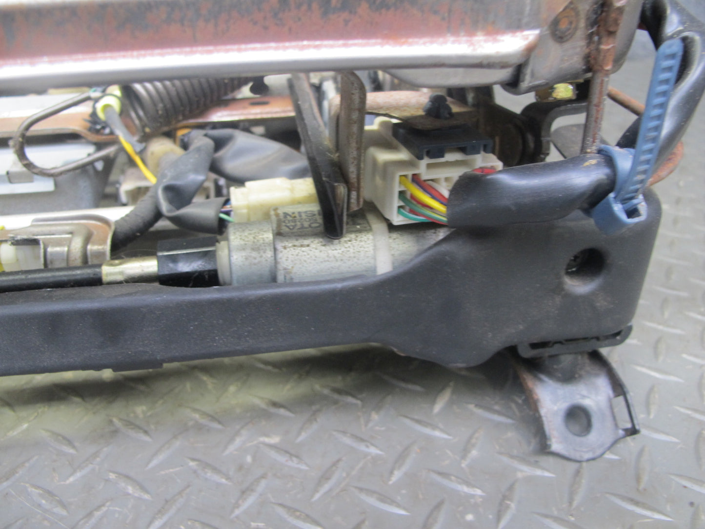 1997 Lexus LS400 Front Left Seat Lower Frame Track Rail w Motor & Module OEM