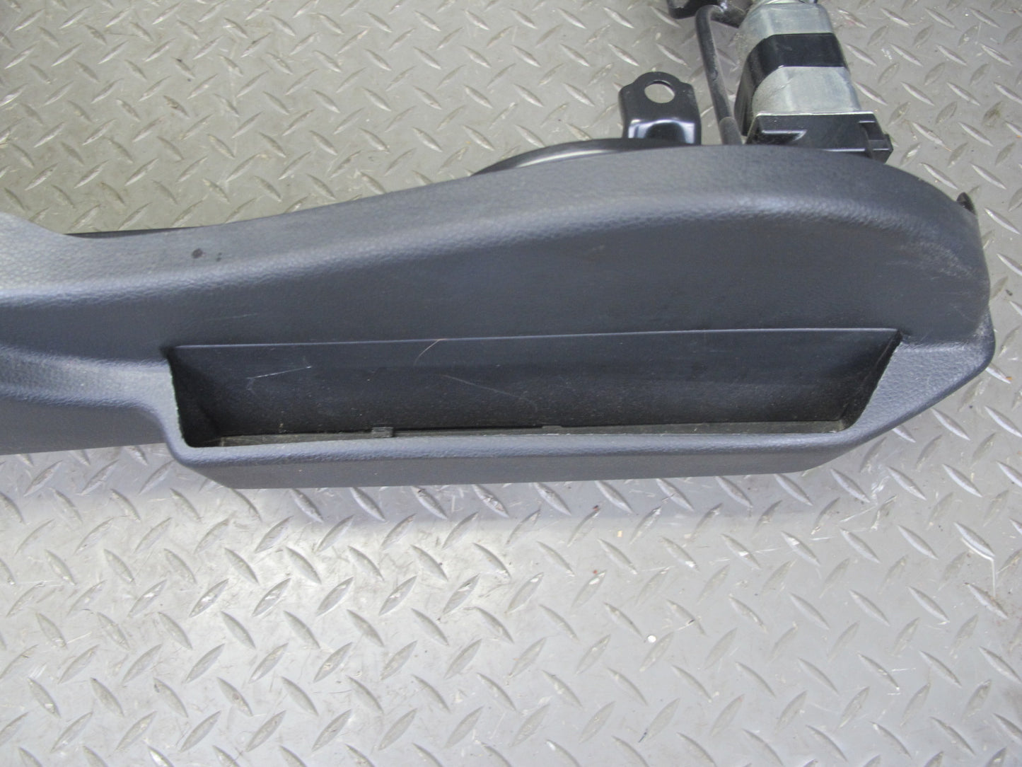 07-09 Nissan 350Z Z33 Convert Front Right Seat Lower Frame Track Rail Motor OEM