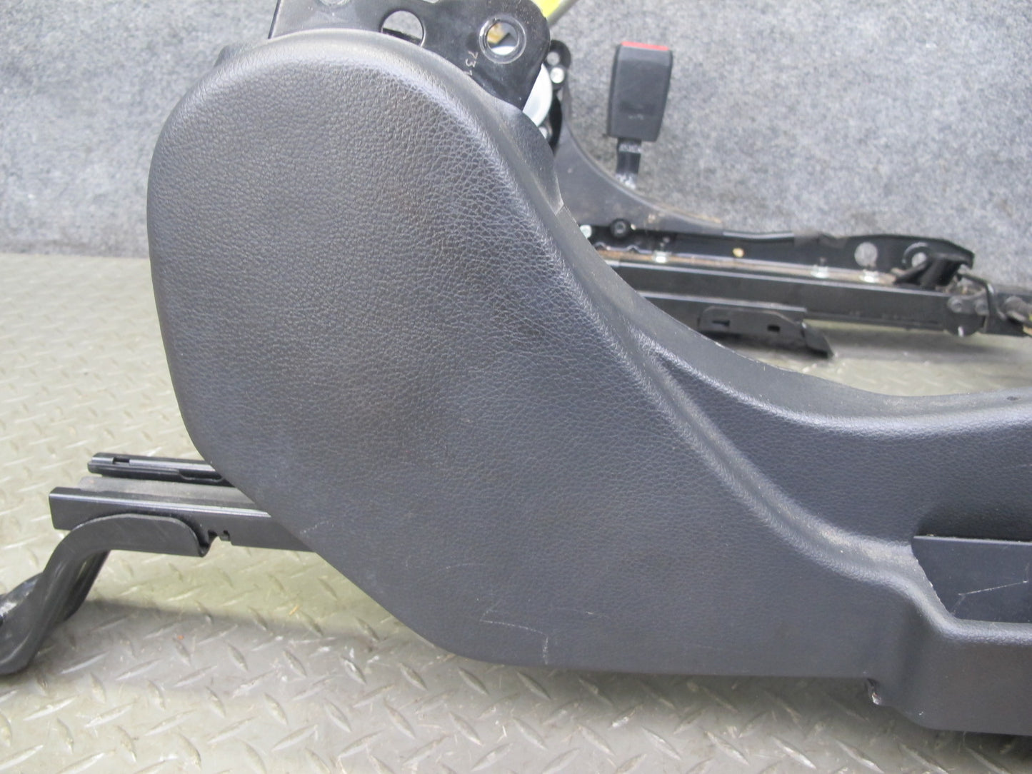 07-09 Nissan 350Z Z33 Convert Front Right Seat Lower Frame Track Rail Motor OEM