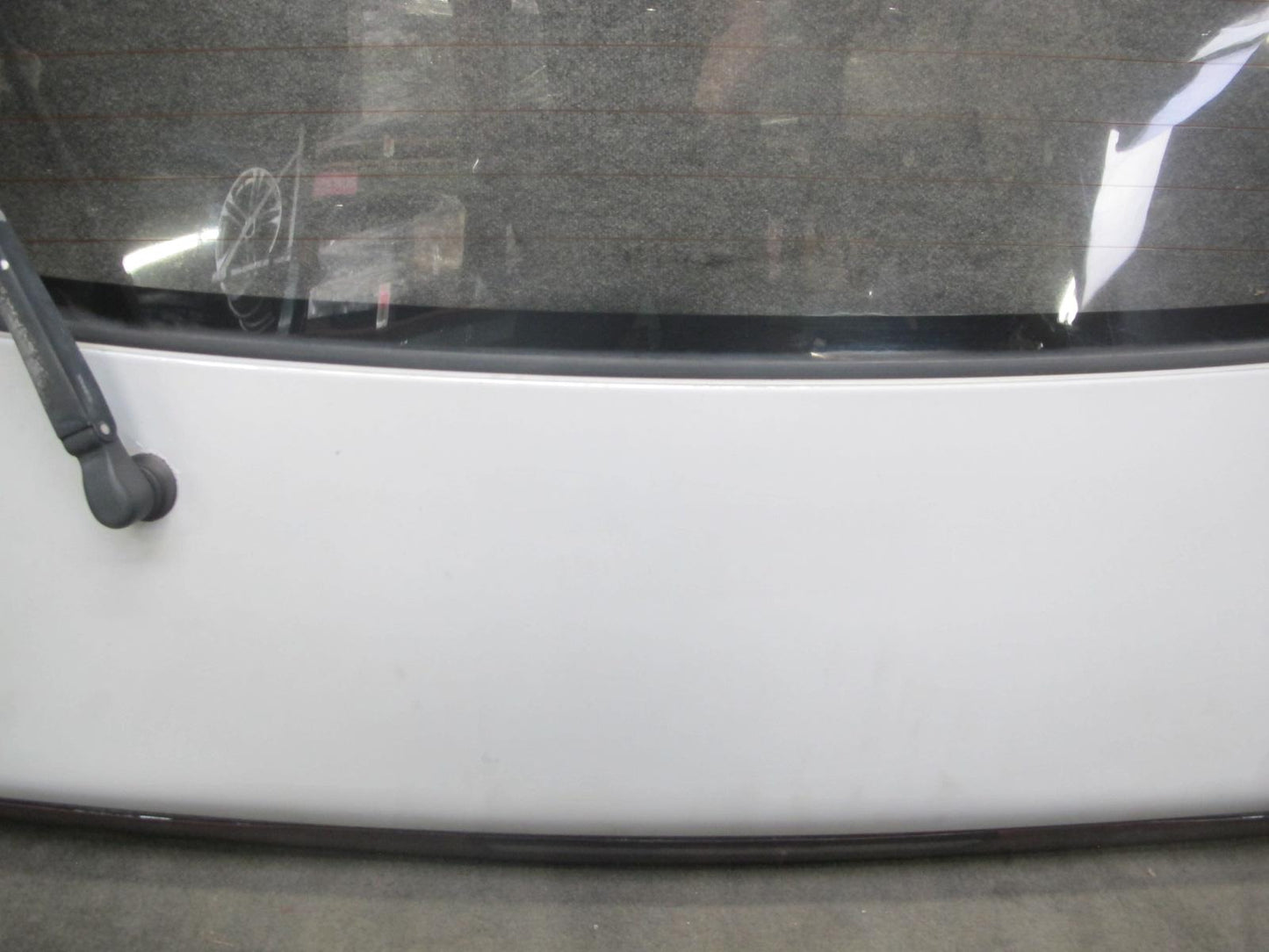 90-93 Nissan Z32 300ZX 2+2 Rear Trunk Lid Tailgate Liftgate Hatch w Glass OEM