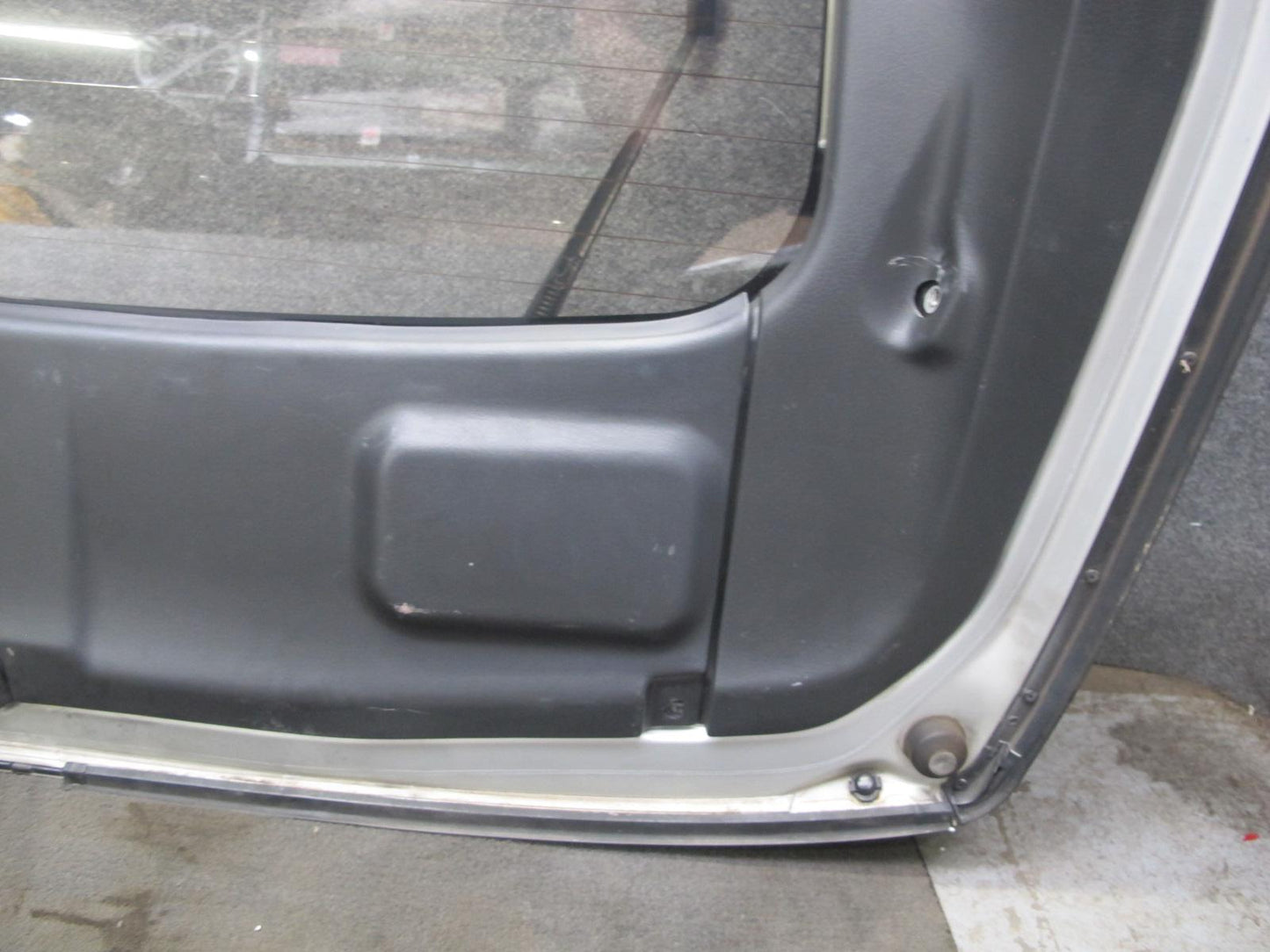 90-93 Nissan Z32 300ZX 2+2 Rear Trunk Lid Tailgate Liftgate Hatch w Glass OEM