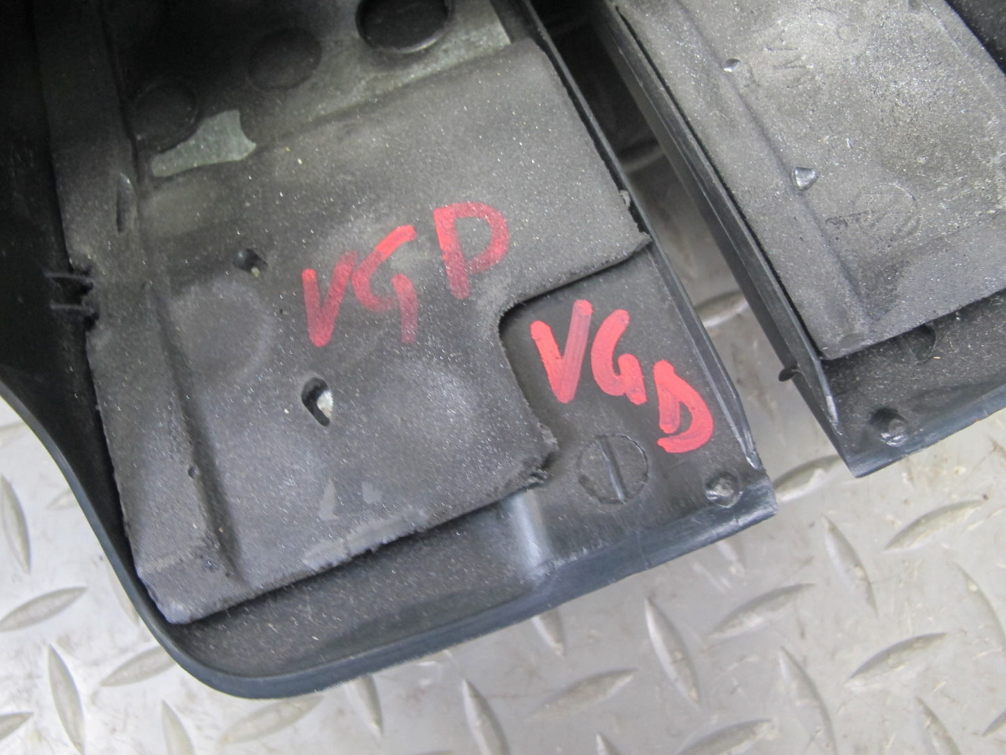 2008 VW Golf MK5 R32 Steering Column Trim Cover Panel 1K0858565 OEM