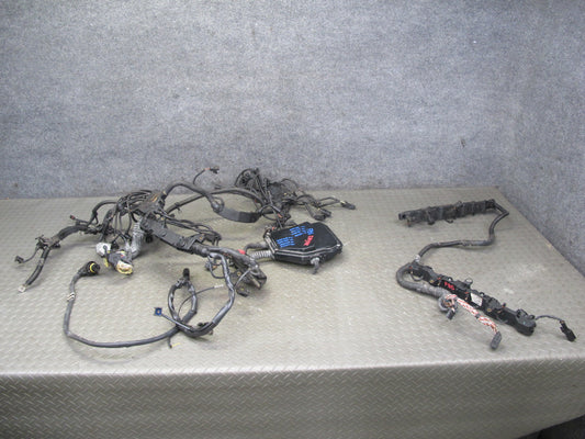 2012 BMW F13 F12 650i A/T Engine & Ignition Wire Wiring Harness w Fuse Box OEM