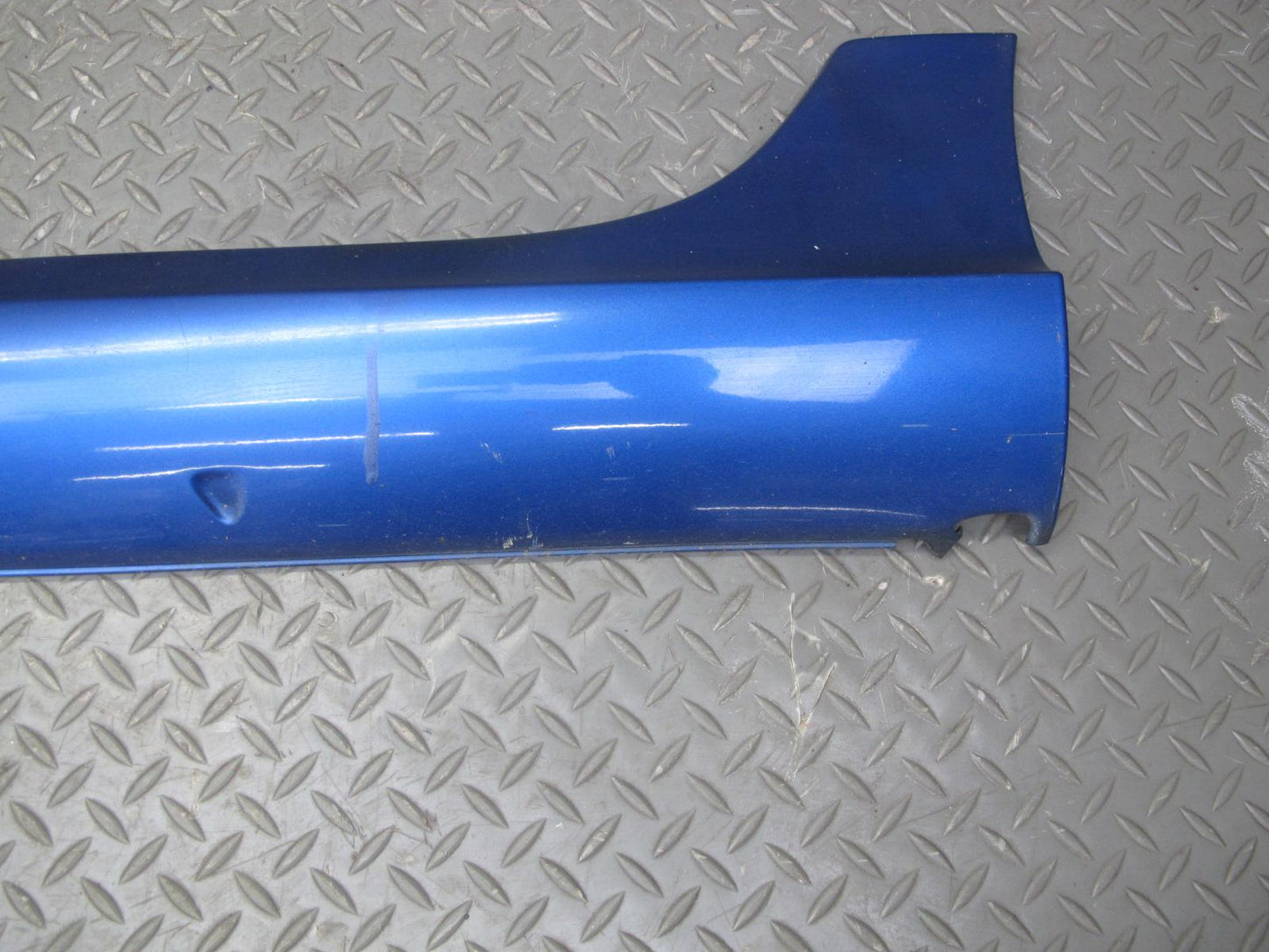06-09 VW R32 GTI 2-DR Left & Right Side Skirt Rocker Panel Deepblue OEM
