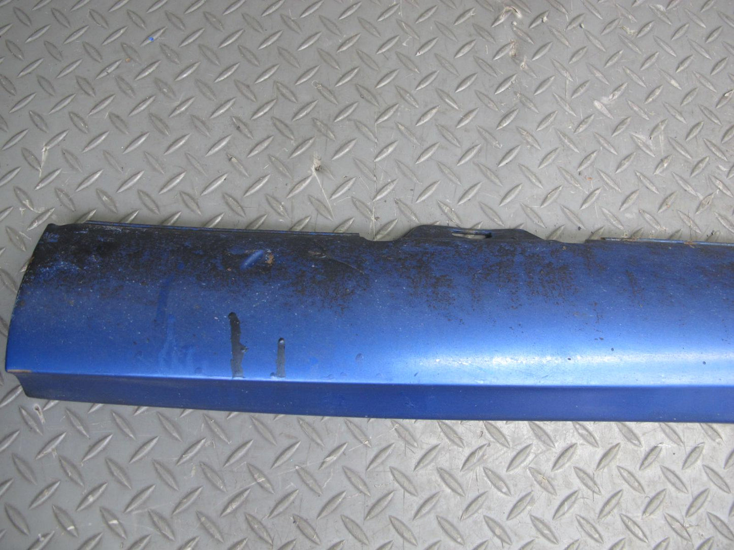 06-09 VW R32 GTI 2-DR Left & Right Side Skirt Rocker Panel Deepblue OEM