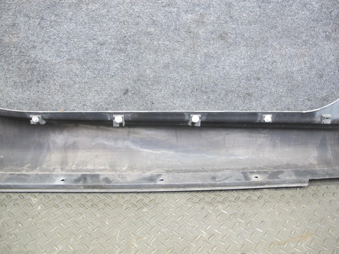 07-09 Nissan 350Z Z33 Conv Right & Left Side Skirt Rocker Panel Molding Set OEM
