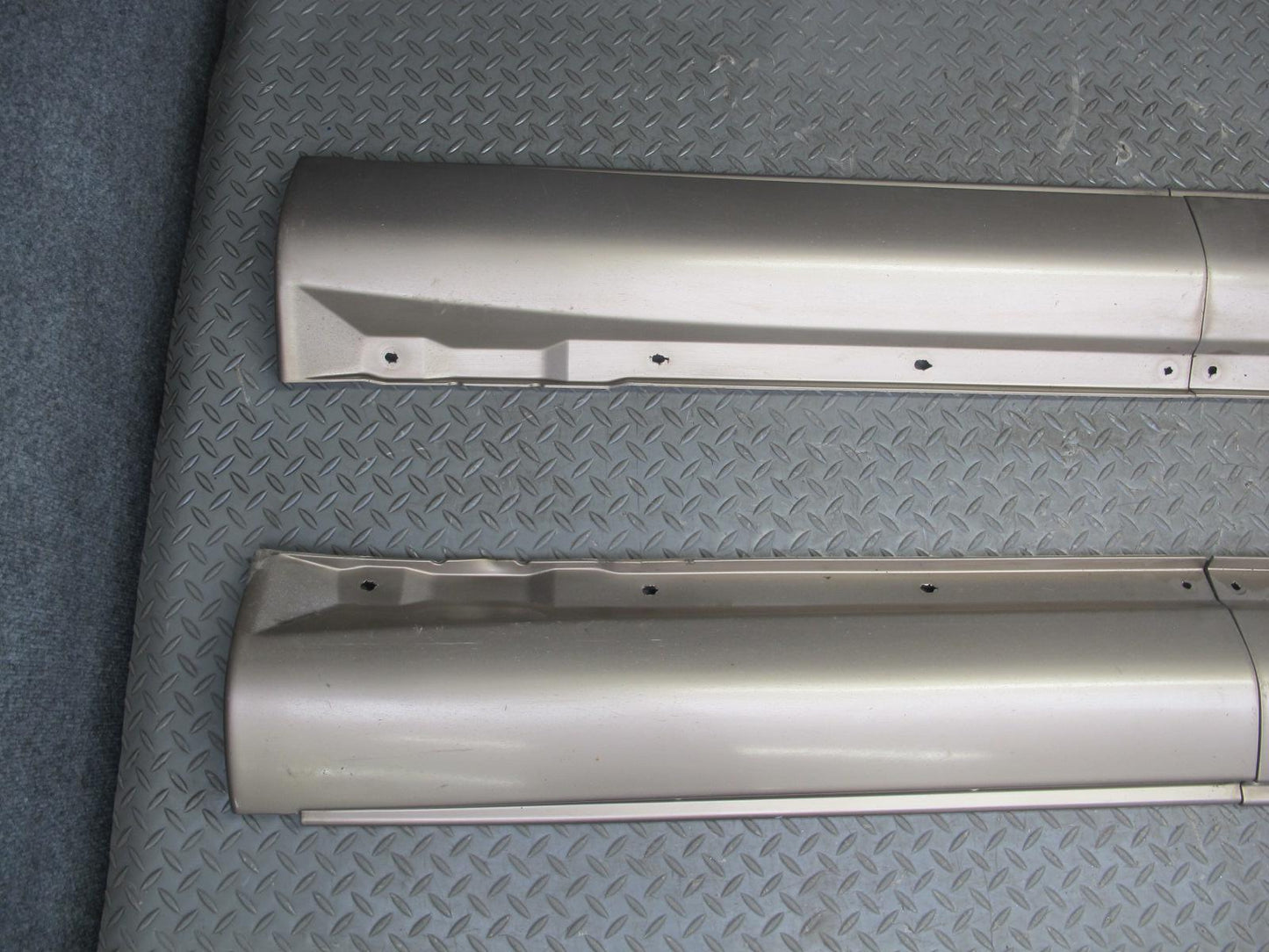 95-97 Lexus UCF20L LS400 Set of 4 Side Skirt Rocker Panel Molding Set Beige OEM