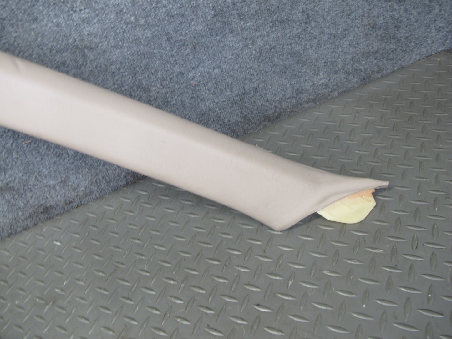 95-97 Lexus UCF20L LS400 Set of 2 Interior A B Pillar Window Frame Trim OEM