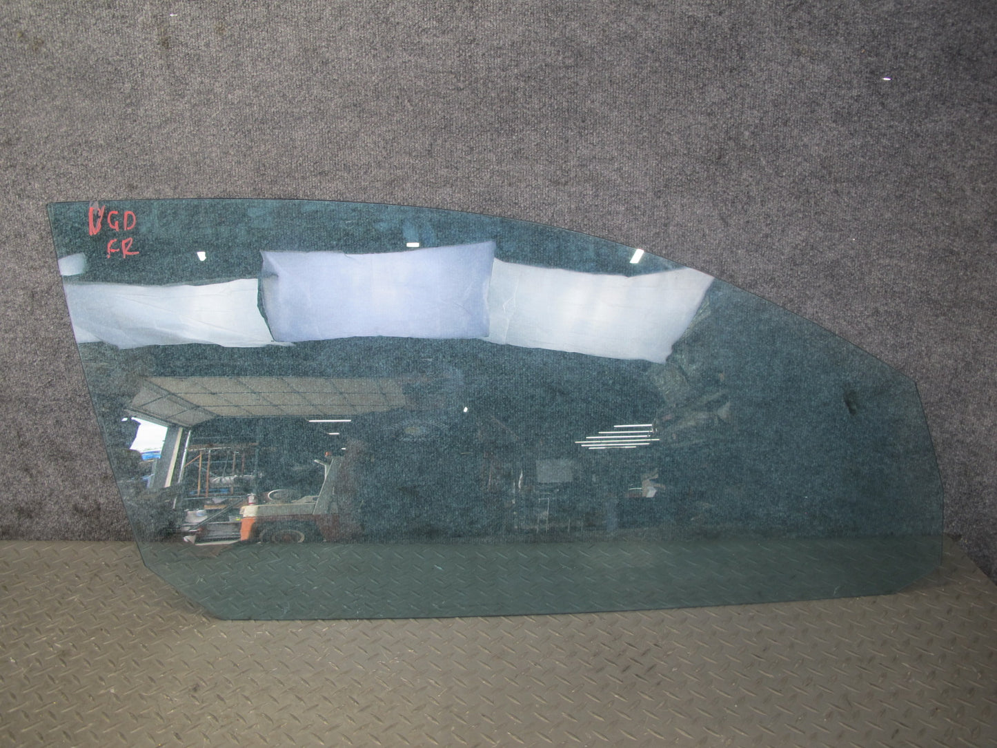 06-09 VW Golf MK5 R32 GTI Rabbit 2DR Front Right Passenger Door Glass Window OEM