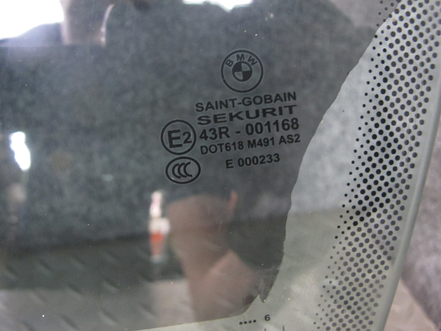 2006-2010 BMW E63 Coupe Left Driver Door Glass Window