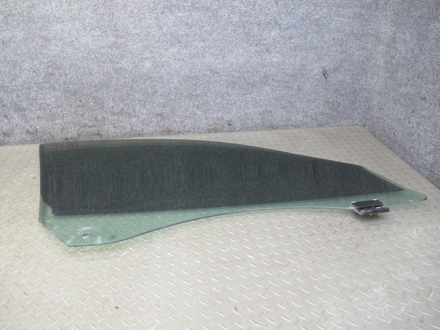 2006-2010 BMW E63 Coupe Left Driver Door Glass Window