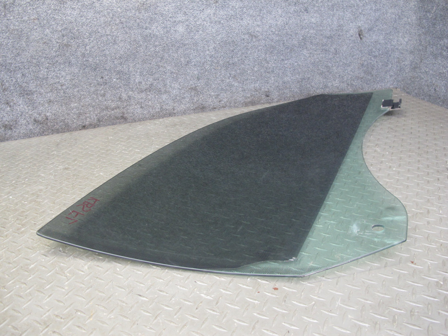 2006-2010 BMW E63 Coupe Left Driver Door Glass Window