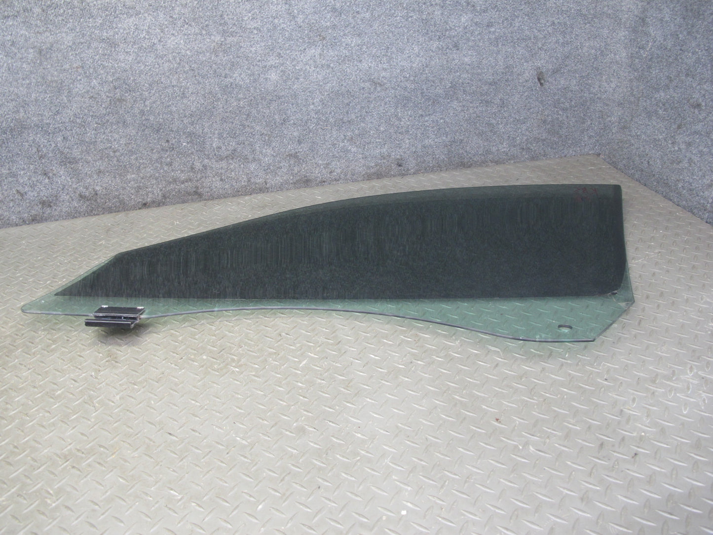 2006-2010 BMW E63 Coupe Right Passenger Door Glass Window