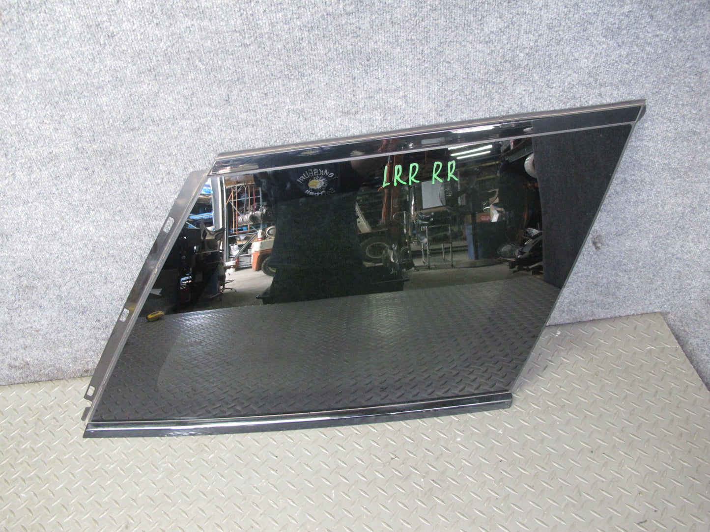 2013-2022 Land Range Rover L405 Rear Right Quarter Glass Window