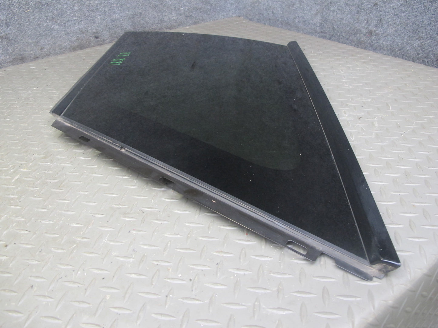 2013-2022 Land Range Rover L405 Rear Right Quarter Glass Window