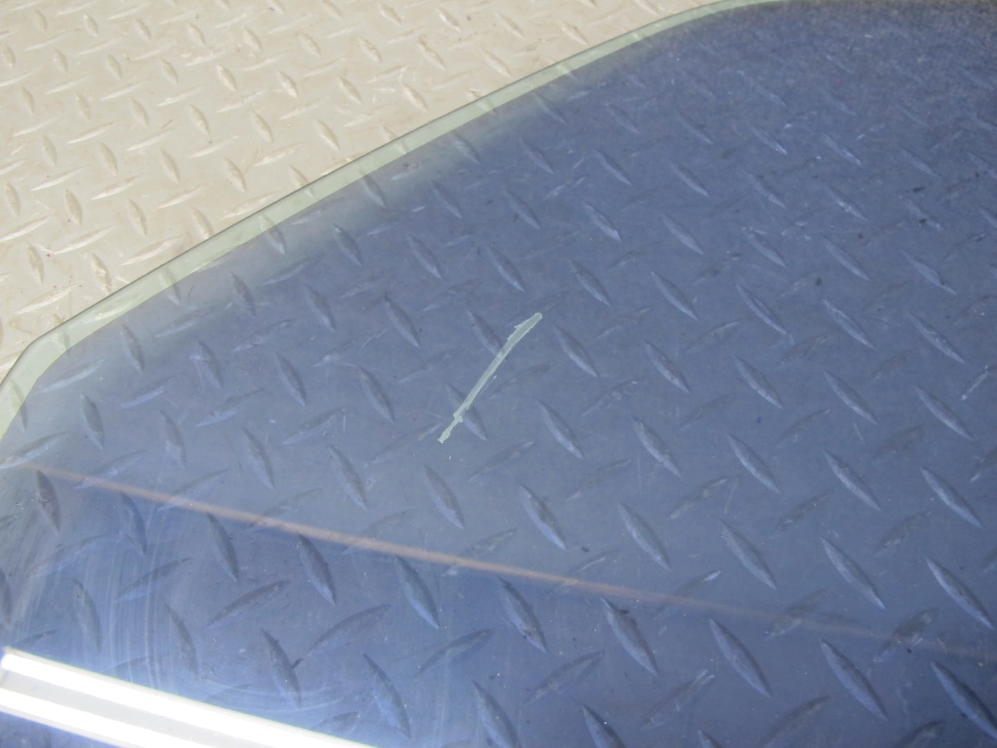 86-91 Mercedes W126 Sedan Front Left Driver Door Glass Window Tinted OEM