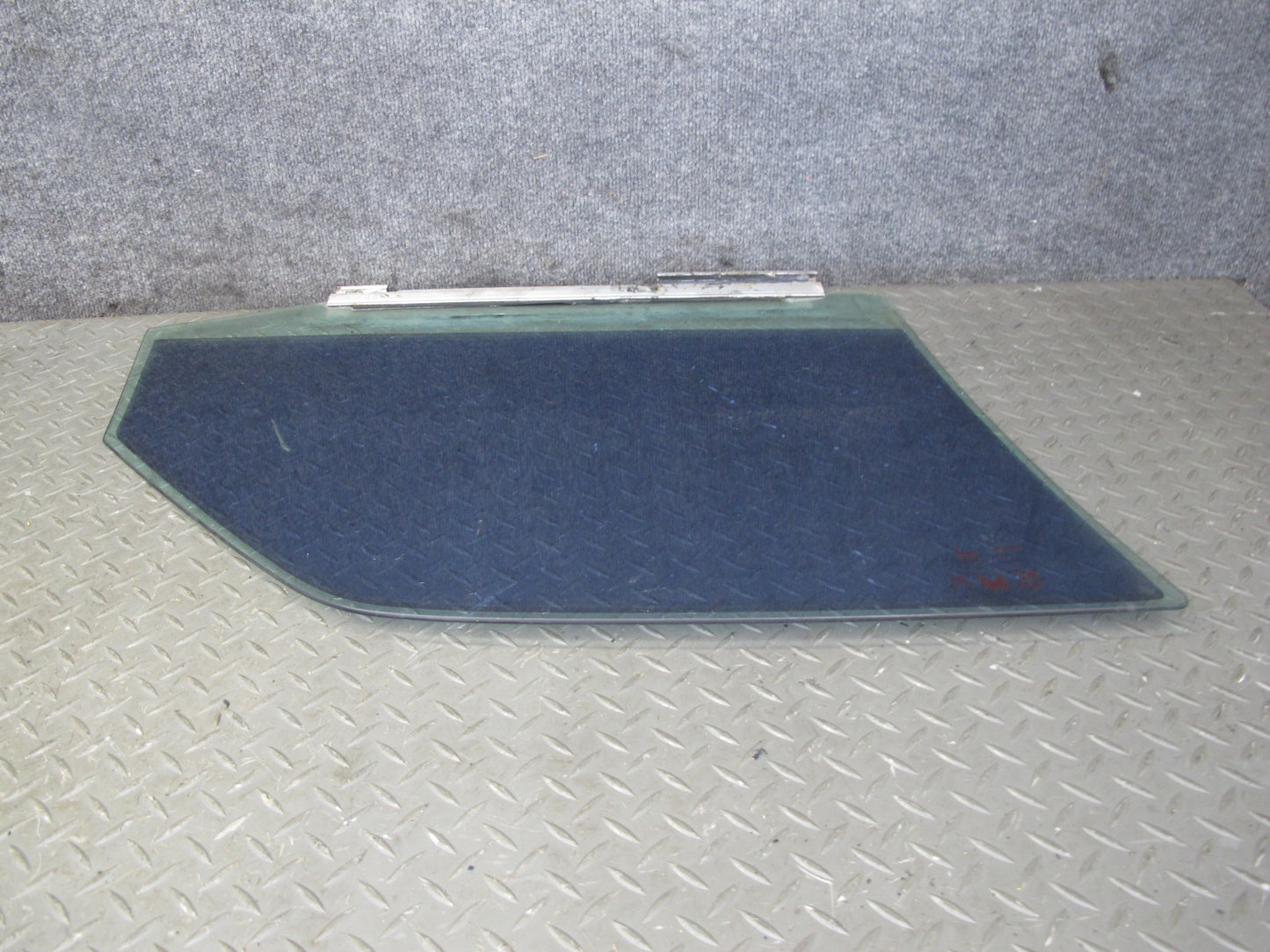 86-91 Mercedes W126 Sedan Front Left Driver Door Glass Window Tinted OEM
