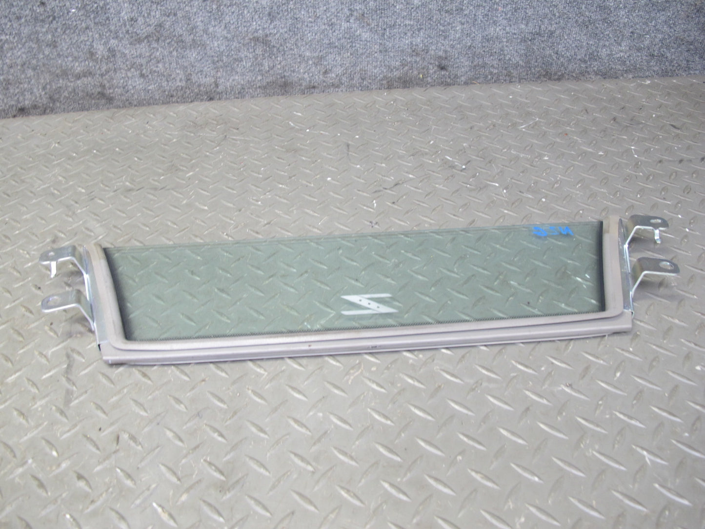 04-09 Nissan 350Z Z33 Convertible Rear Wind Deflector Glass OEM
