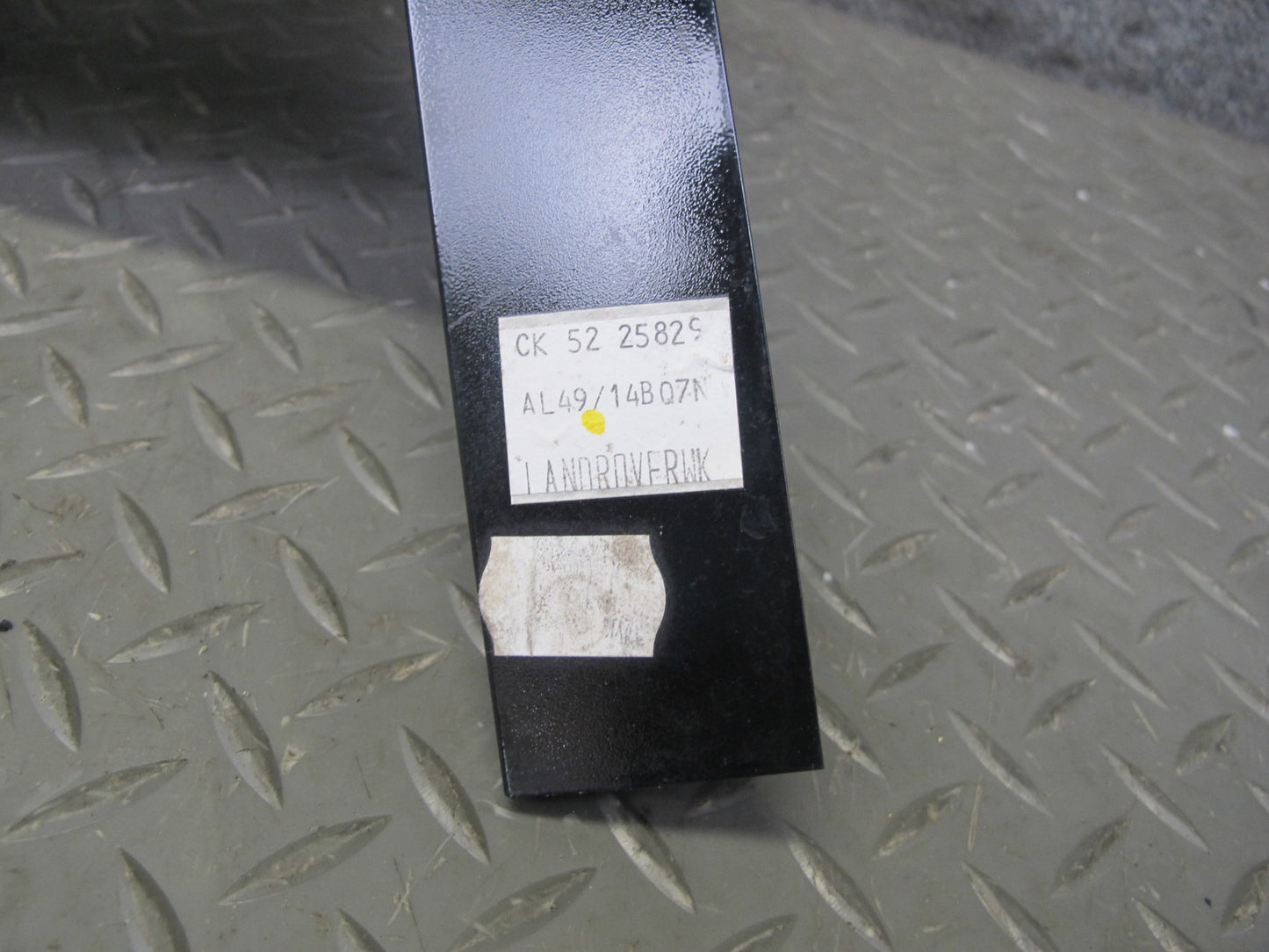 2013-2022 Land Range Rover L405 Rear Left Door Quarter Glass Window