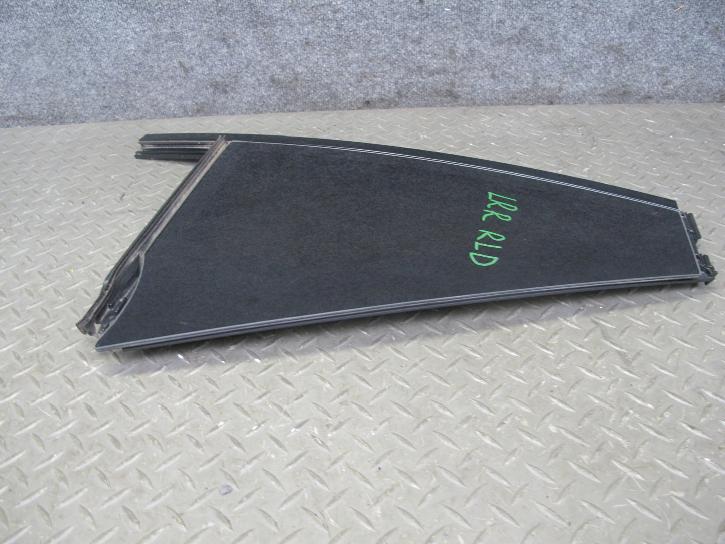 2013-2022 Land Range Rover L405 Rear Left Door Quarter Glass Window