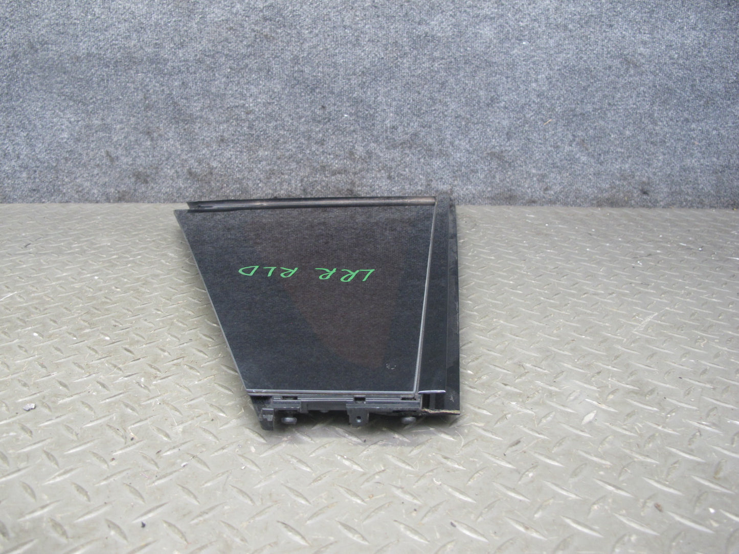 2013-2022 Land Range Rover L405 Rear Left Door Quarter Glass Window