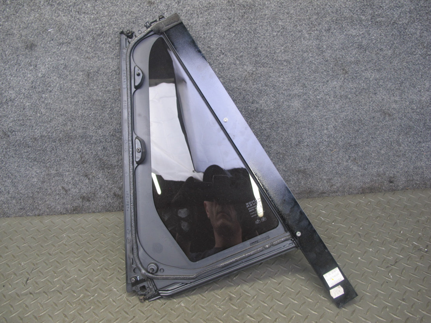 2013-2022 Land Range Rover L405 Rear Left Door Quarter Glass Window