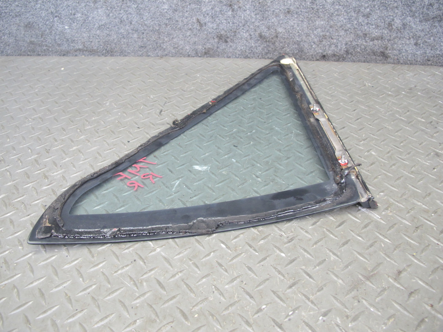 85-89 Toyota MR2 AW15 Rear Right Quarter Window Glass w Molding OEM