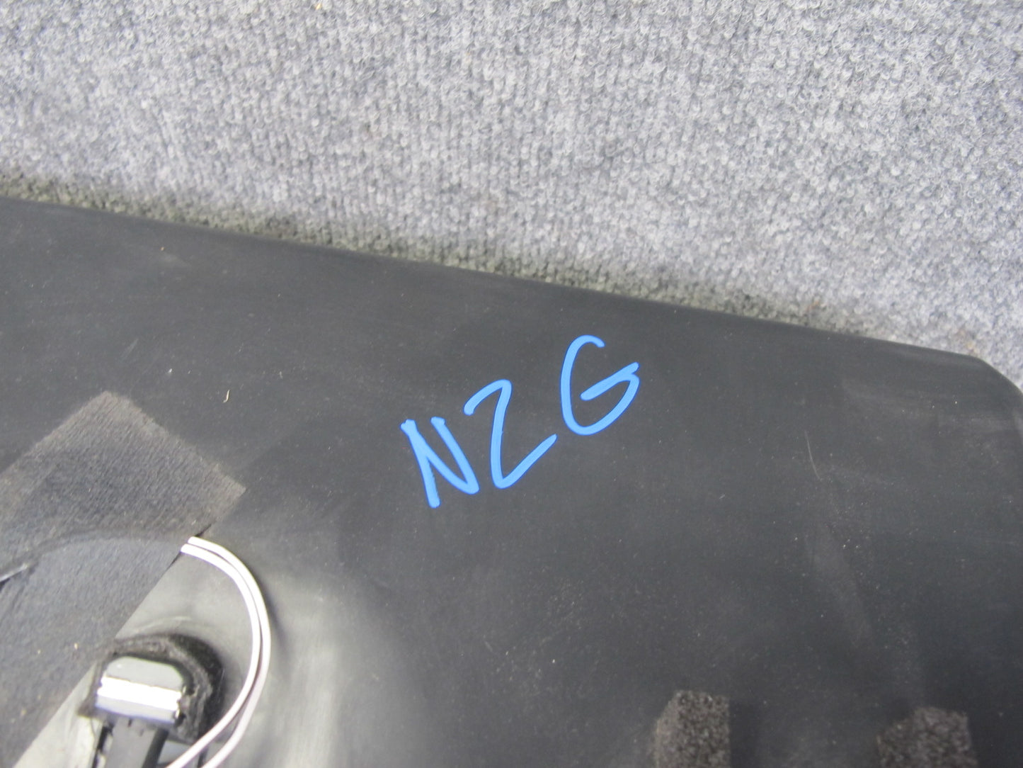 03-07 Nissan 350Z Z33 Rear Floor Center Storage Compartment w Carpet Liner OEM