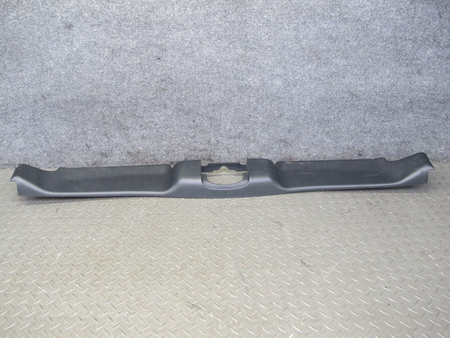 04-09 Nissan 350Z Z33 Convertible Front TOP Roof BOW Latch Trim Panel Black OEM