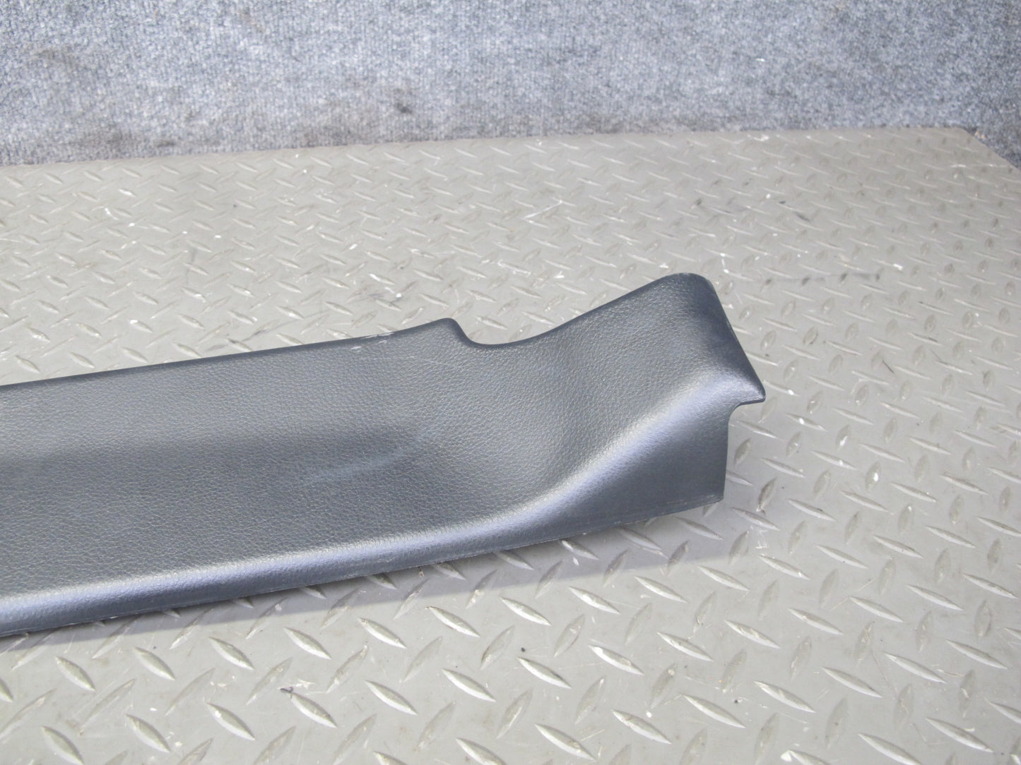 04-09 Nissan 350Z Z33 Convertible Front TOP Roof BOW Latch Trim Panel Black OEM