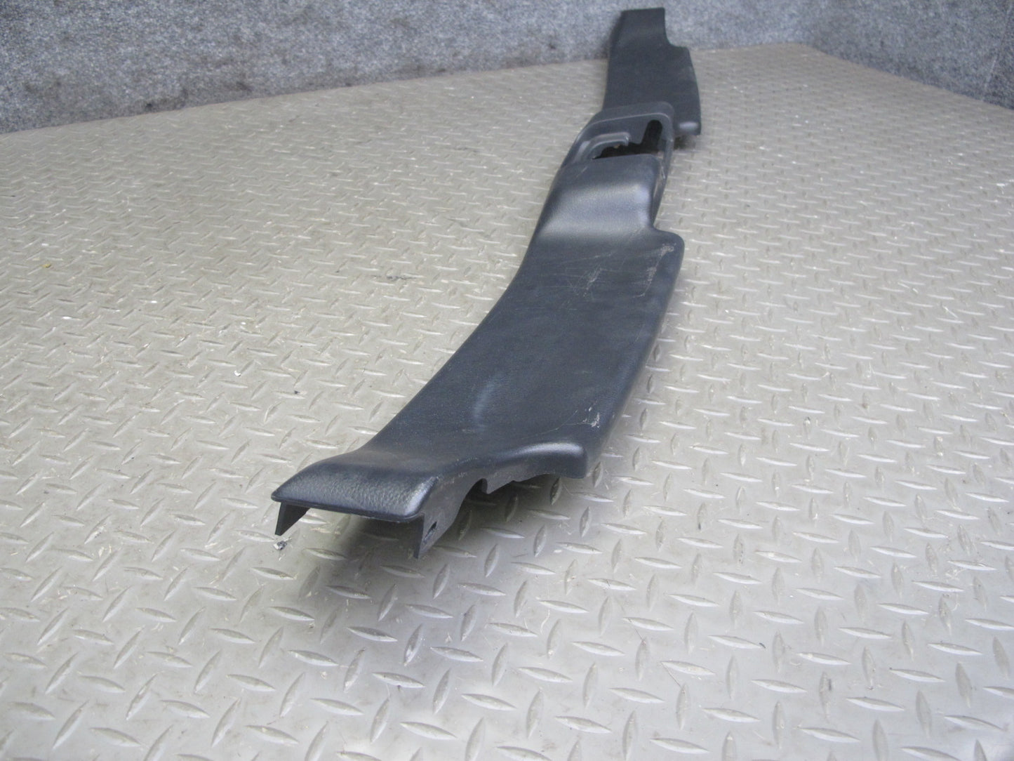 04-09 Nissan 350Z Z33 Convertible Front TOP Roof BOW Latch Trim Panel Black OEM