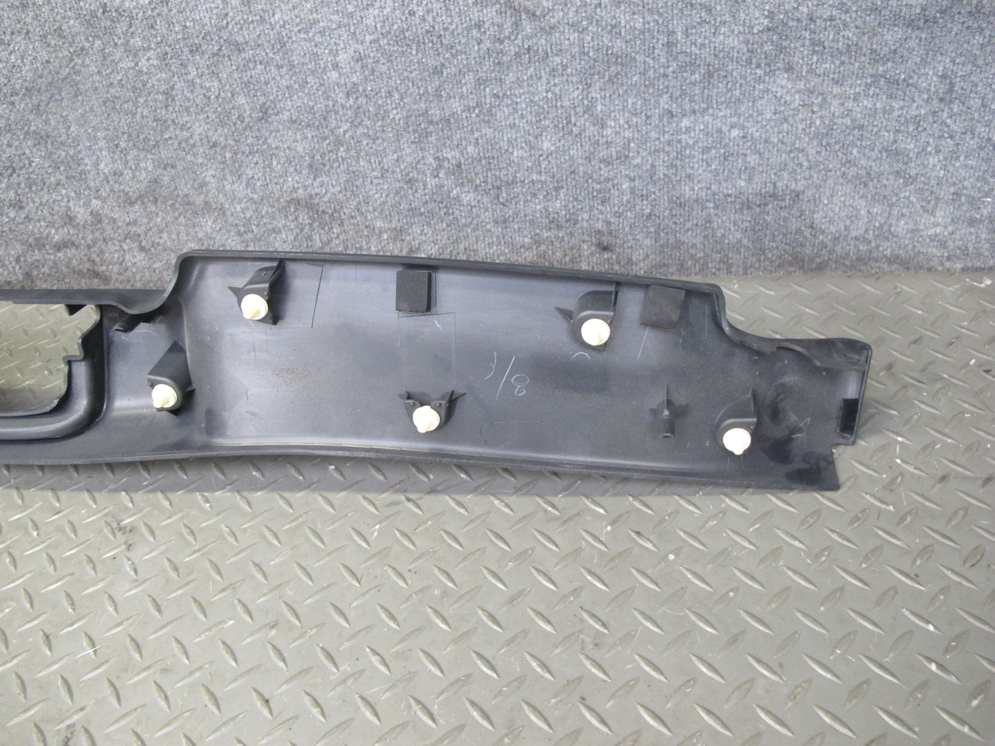 04-09 Nissan 350Z Z33 Convertible Front TOP Roof BOW Latch Trim Panel Black OEM