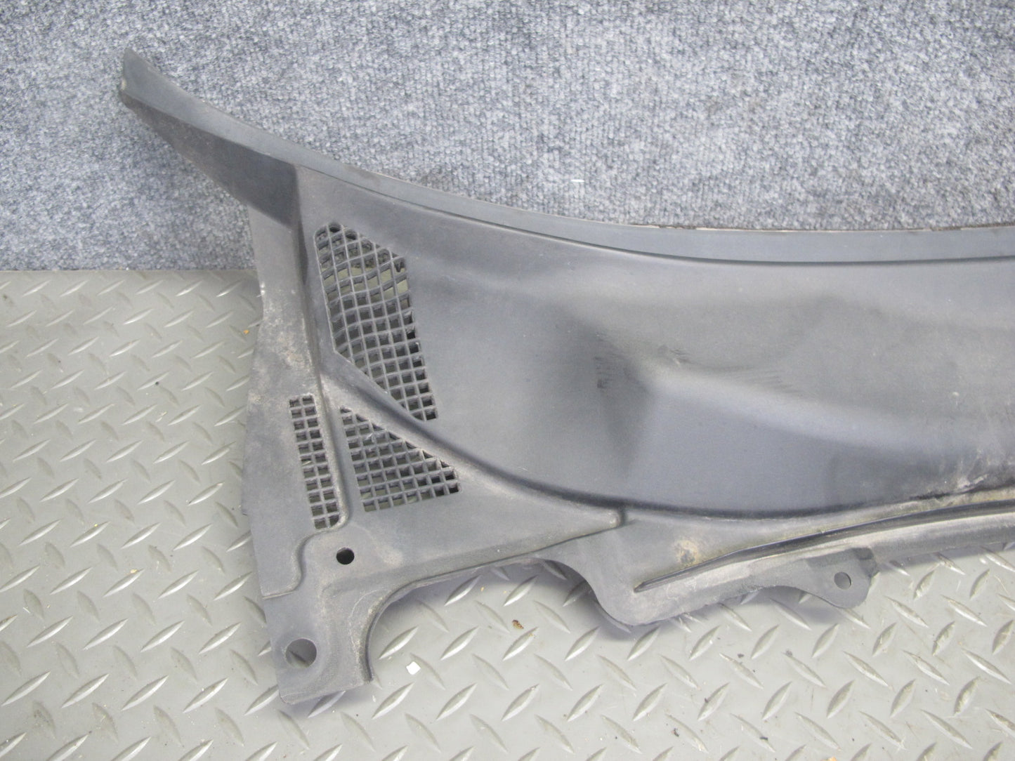 07-09 Nissan 350Z Z33 Convertible Front Windshield Cowl Trim Cover Panel Set OEM