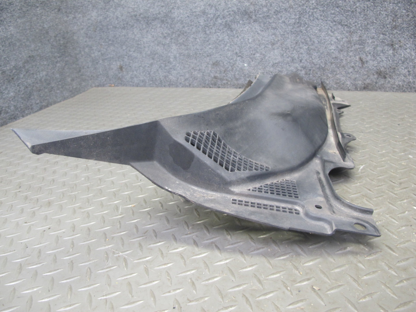 07-09 Nissan 350Z Z33 Convertible Front Windshield Cowl Trim Cover Panel Set OEM