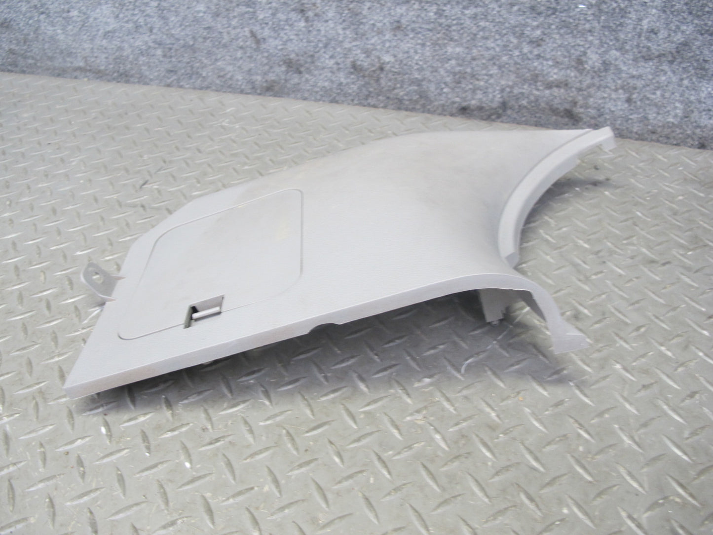 03-09 Nissan 350Z Z33 Set of 2 Front Left & Right Kick Trim Cover Gray OEM